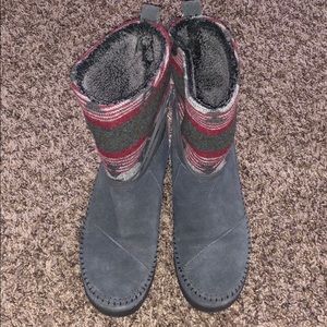 Super cute Toms boots, in perfect condition!